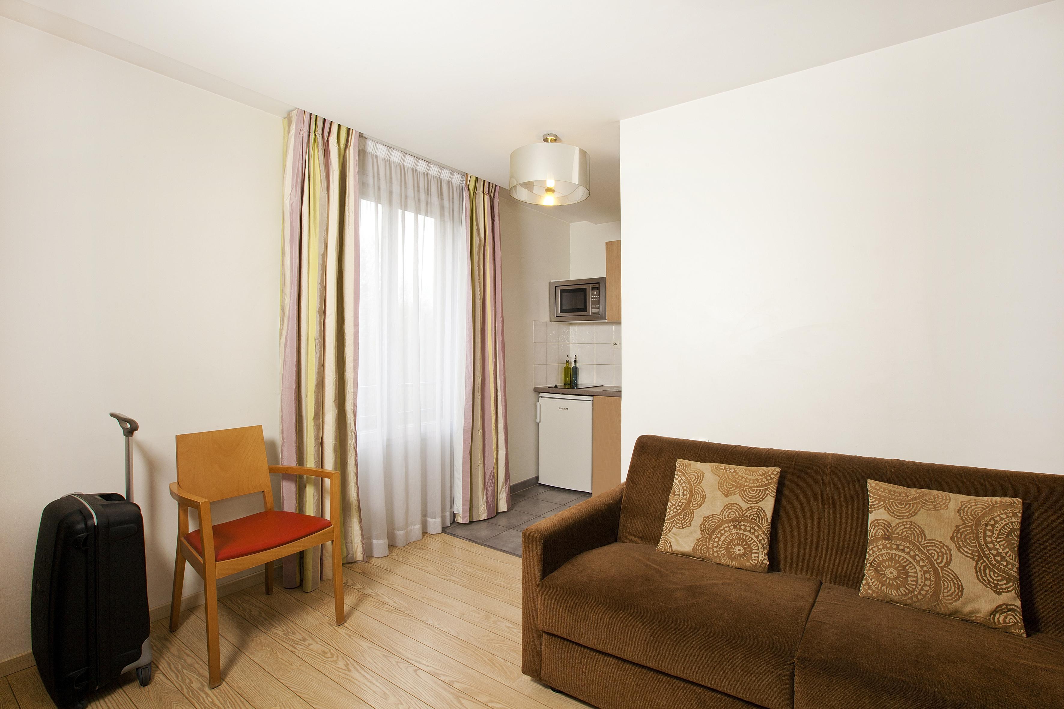 Residhome Paris Saclay " Bures Sur Yvette " Bagian luar foto