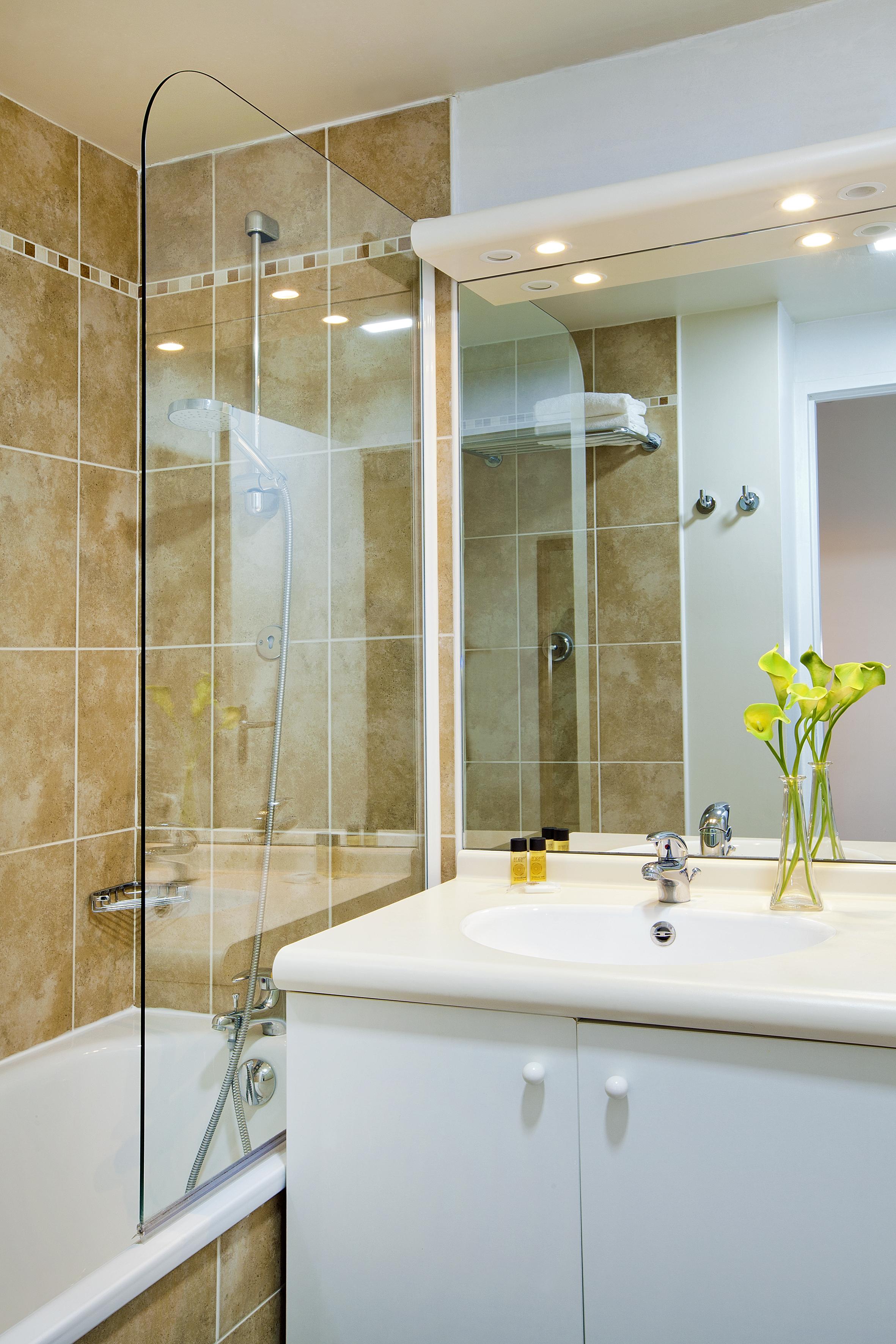 Residhome Paris Saclay " Bures Sur Yvette " Bagian luar foto