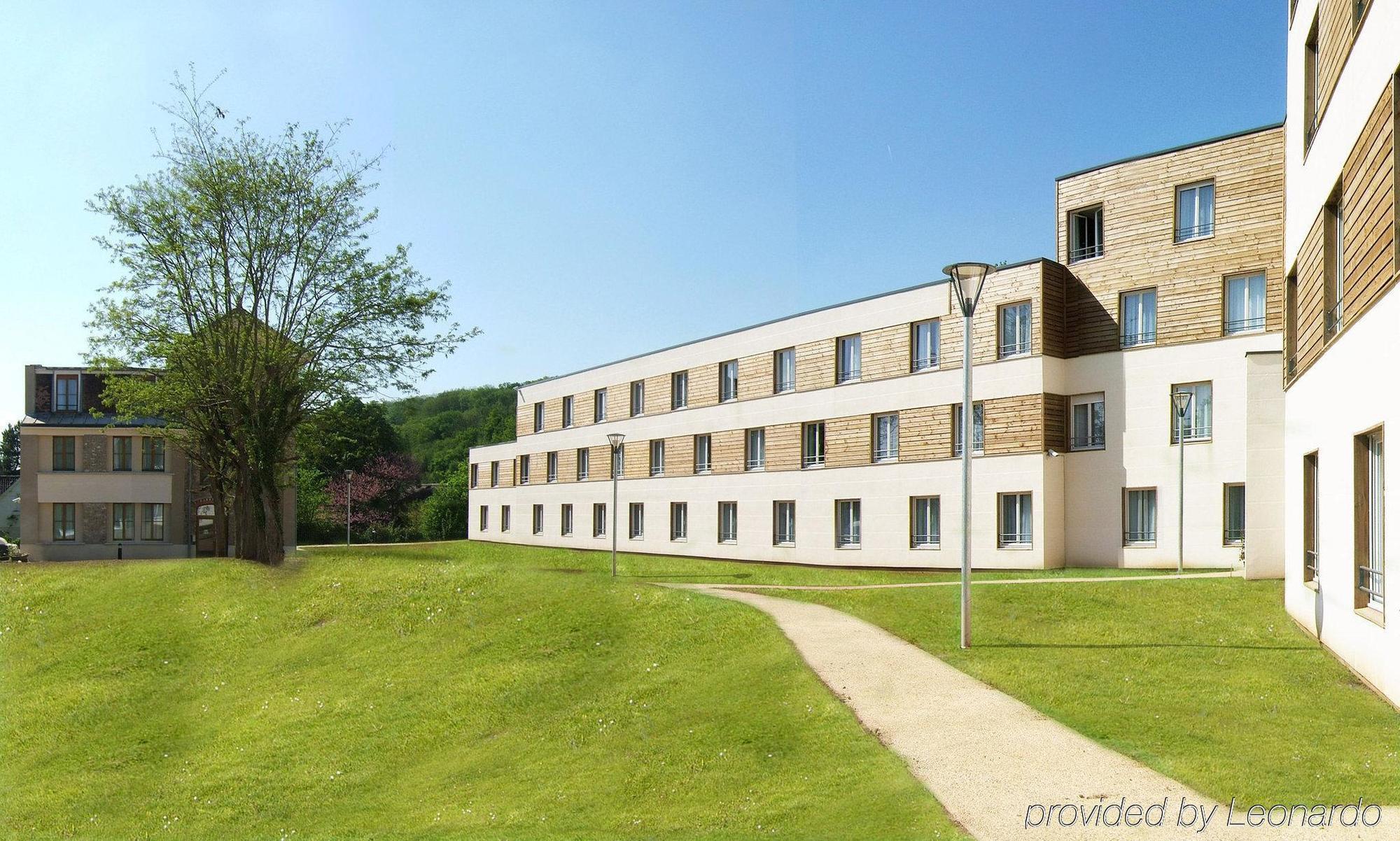 Residhome Paris Saclay " Bures Sur Yvette " Bagian luar foto